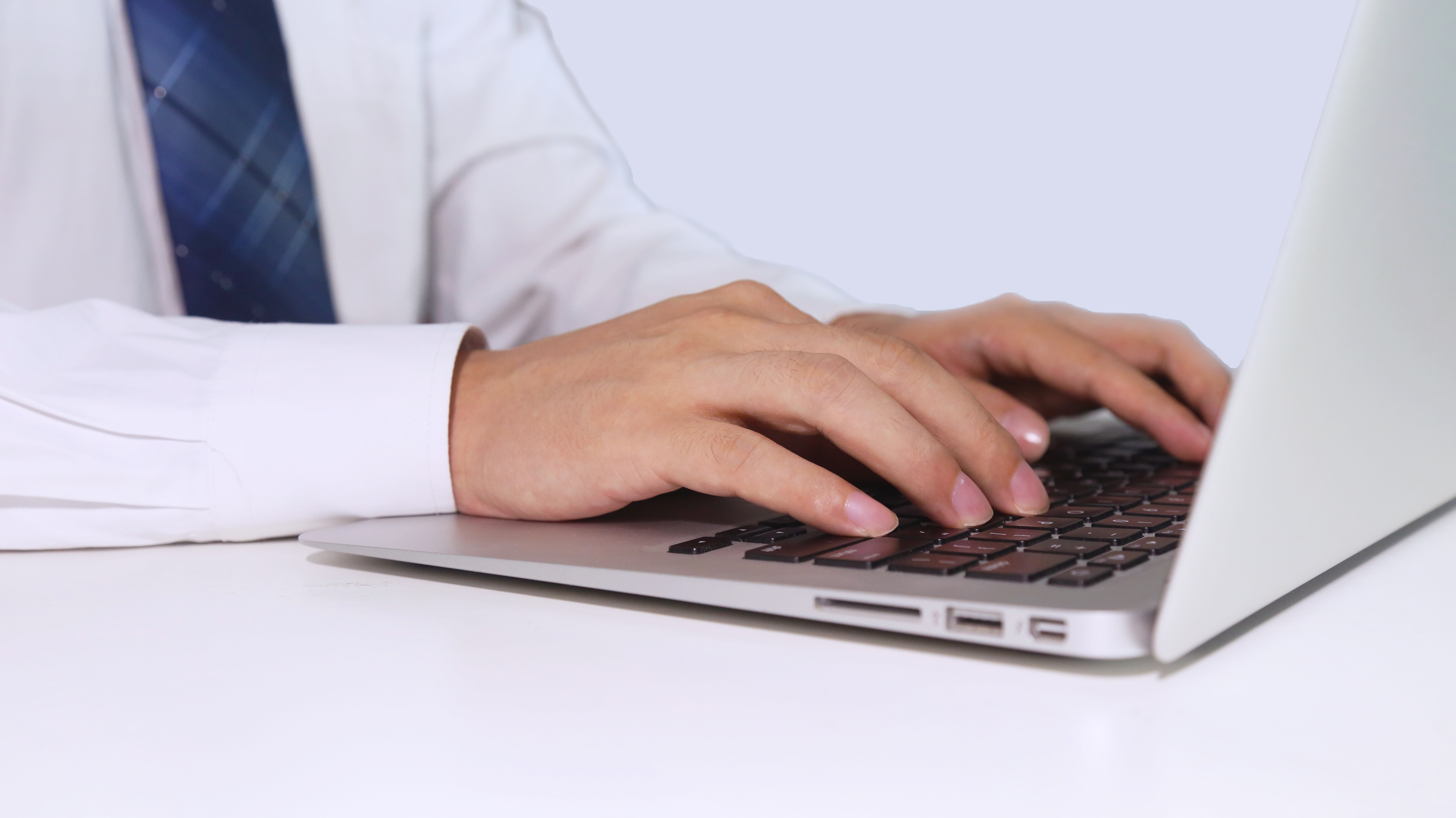 金冠电气耗资946.25万回购60.14万股 占总股本0.44%