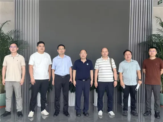河南省仪器仪表行业协会组织理事单位赴新天科技参观调研并开展深度合作座谈